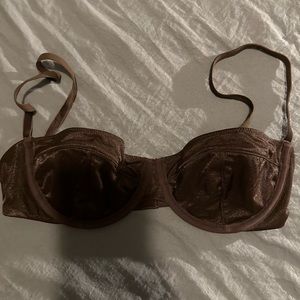 Skims bra